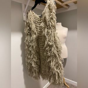 Sisters M/L Fringe Sweater Vest